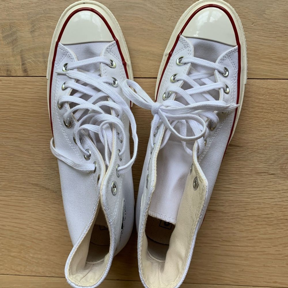 New Wot - Converse White High-Tops with Red Trim - Picture 5 of 5